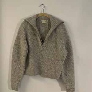 Knit Aritzia Sweater